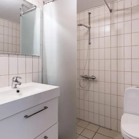4 Person In Rudk Bing Apartment *