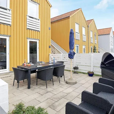 4 Person In Rudk Bing Apartment *