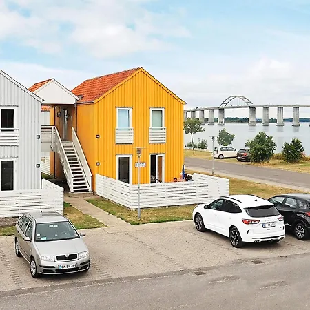 4 Person In * Rudkøbing