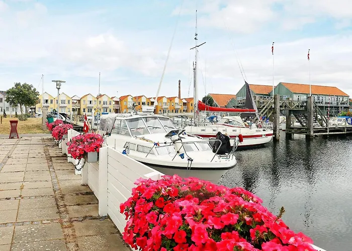 Harbor Retreat In - By Traum *